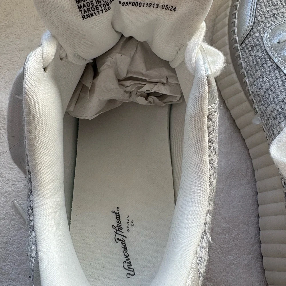 Universal Thread Lifestyle Sneakers Gray/Silver Free People shoe charm, W 9.5 - Picture 7 of 13